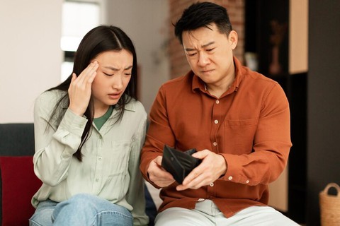 Sau nhiều lần bị quỵt nợ vì nể nang, DeepSeek mách tôi: Bất kể ai hỏi vay tiền, chỉ cần trả lời bằng 2 câu, vừa không mất lòng, vừa bảo vệ được chiếc ví!- Ảnh 1. Sau nhiều lần bị quỵt nợ vì nể nang, DeepSeek mách tôi: Bất kể ai hỏi vay tiền, chỉ cần trả lời bằng 2 câu, vừa không mất lòng, vừa bảo vệ được chiếc ví!- Ảnh 1.