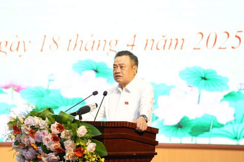Ông Trần Sỹ Thanh: Hà Nội sẽ chuyển 100% biên chế cấp huyện xuống xã khi bỏ cấp huyện- Ảnh 1. Ông Trần Sỹ Thanh: Hà Nội sẽ chuyển 100% biên chế cấp huyện xuống xã khi bỏ cấp huyện- Ảnh 1.