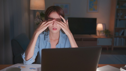 Đêm dài, tâm tối: Thức khuya đang âm thầm tàn phá bạn như thế nào?- Ảnh 4. Đêm dài, tâm tối: Thức khuya đang âm thầm tàn phá bạn như thế nào?- Ảnh 4.