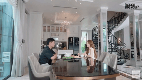 Cơ ngơi đẳng cấp của 2 phú bà hot nhất Chị Đẹp Đạp Gió: Người ở penthouse 300m², người ở lâu đài trắng 100 tỷ!- Ảnh 14. Cơ ngơi đẳng cấp của 2 phú bà hot nhất Chị Đẹp Đạp Gió: Người ở penthouse 300m², người ở lâu đài trắng 100 tỷ!- Ảnh 14.