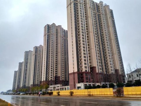 Giá nhà giảm mạnh sau 4 năm tại Nam Xương: Nỗi lo lắng của người mua chung cư - Ảnh 1. Giá nhà giảm mạnh sau 4 năm tại Nam Xương: Nỗi lo lắng của người mua chung cư - Ảnh 1.