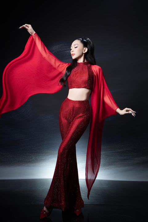 Vợ chồng Tóc Tiên 