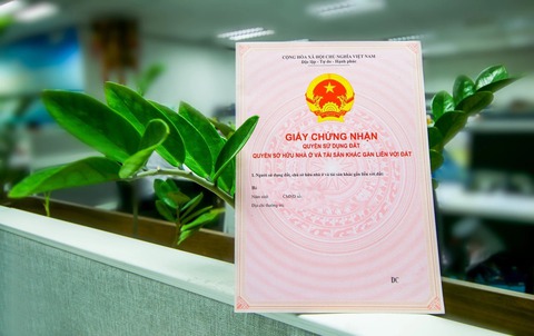 Người dân giữ sổ đỏ ở các địa phương có sắp xếp cần lưu ý điều này - Ảnh 1. Người dân giữ sổ đỏ ở các địa phương có sắp xếp cần lưu ý điều này - Ảnh 1.