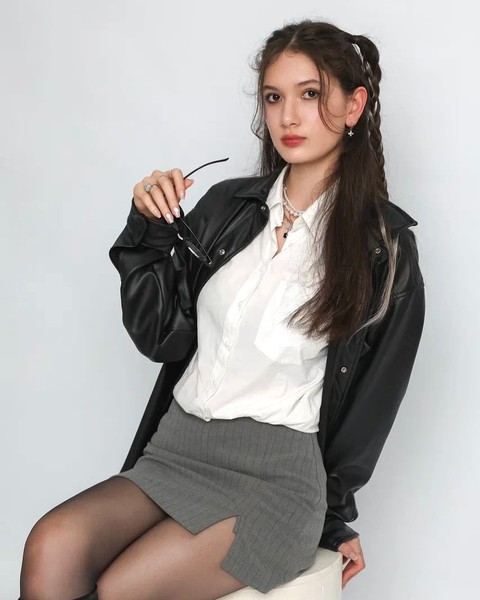 Xôn xao visual em gái “chân dài” của Đặng Văn Lâm, 18 tuổi cao gần 1m80, nhan sắc xinh đẹp hết nấc- Ảnh 4. Xôn xao visual em gái “chân dài” của Đặng Văn Lâm, 18 tuổi cao gần 1m80, nhan sắc xinh đẹp hết nấc- Ảnh 4.