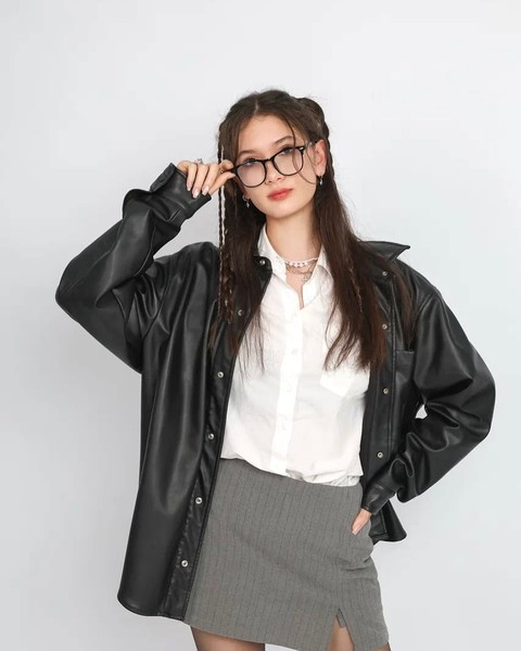 Xôn xao visual em gái “chân dài” của Đặng Văn Lâm, 18 tuổi cao gần 1m80, nhan sắc xinh đẹp hết nấc- Ảnh 2. Xôn xao visual em gái “chân dài” của Đặng Văn Lâm, 18 tuổi cao gần 1m80, nhan sắc xinh đẹp hết nấc- Ảnh 2.