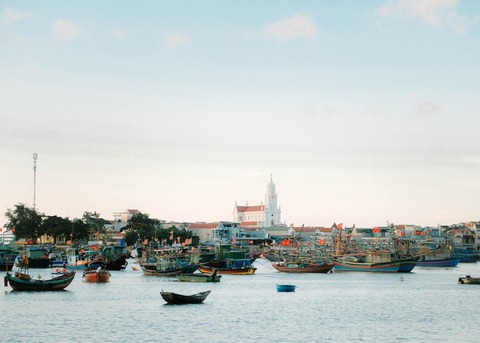 Những địa điểm du lịch 30/4 - 1/5 vừa đẹp vừa không đông người cho kỳ nghỉ tuyệt vời - Ảnh 1. Những địa điểm du lịch 30/4 - 1/5 vừa đẹp vừa không đông người cho kỳ nghỉ tuyệt vời - Ảnh 1.