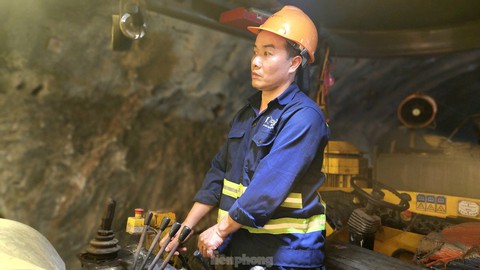 Sắp thông hầm xuyên núi dài nhất cao tốc Bắc - Nam - Ảnh 22.