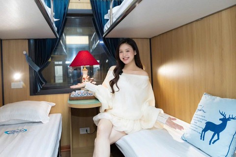 Soi đoàn tàu Sông Lam 5 sao vừa trình làng: Khoang VIP 4 giường, nội thấp ốp gỗ, giá vé rẻ bất ngờ - Ảnh 8.