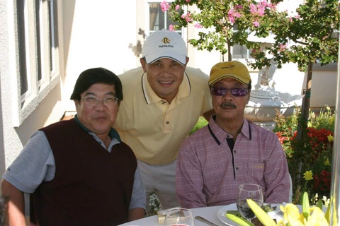 Trận đánh golf rượt đuổi, chuyến về Việt Nam của ông Nguyễn Cao Kỳ và hải trình đặc biệt chưa từng có ra Trường Sa - Ảnh 4.