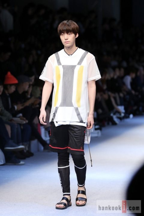 Sốc: Tài tử Ahn Jae Hyun bị xẹp phổi và gãy xương sườn vì tai nạn ô tô kinh hoàng- Ảnh 3.