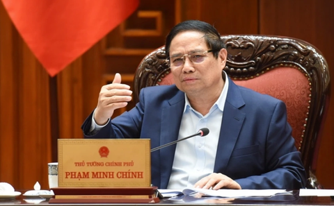 Thủ tướng: Chuẩn bị danh sách các mặt hàng cần đàm phán với Mỹ về thuế suất - Ảnh 1. Thủ tướng: Chuẩn bị danh sách các mặt hàng cần đàm phán với Mỹ về thuế suất - Ảnh 1.