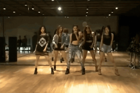 Quá khứ bị đào bới, dân mạng yêu cầu BLACKPINK xin lỗi- Ảnh 2. Quá khứ bị đào bới, dân mạng yêu cầu BLACKPINK xin lỗi- Ảnh 2.