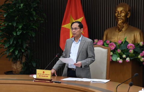 Mỹ tuyên bố áp thuế 46%, chuyên gia nói "Việt Nam phải ứng xử như một nước lớn, DN cần thay đổi 4 trụ cột" - Ảnh 2.