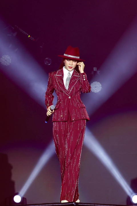 Mỹ Tâm - "thần tài" của showbiz Việt - Ảnh 2. Mỹ Tâm - "thần tài" của showbiz Việt - Ảnh 2.