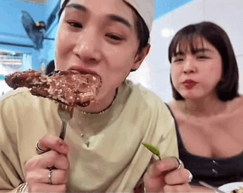 Khách Tây đổ mồ hôi, rơi nước mắt vì một loại quả “nhỏ mà có võ” ở Việt Nam - Ảnh 1. Khách Tây đổ mồ hôi, rơi nước mắt vì một loại quả “nhỏ mà có võ” ở Việt Nam - Ảnh 1.