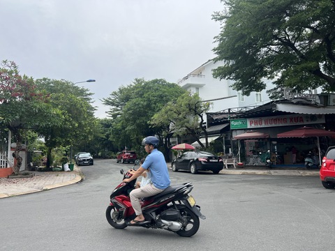 Không có hàng để bán, môi giới “lùng sục” chủ đất, giá cao vẫn có người mua- Ảnh 1. Không có hàng để bán, môi giới “lùng sục” chủ đất, giá cao vẫn có người mua- Ảnh 1.