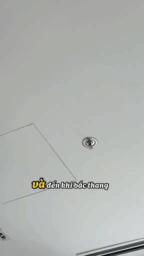 Người phụ nữ hốt hoảng sau khi kiểm tra điều hòa: "Nhà tôi hít bụi bẩn và cả sợi thủy tinh trong suốt 8 tháng" - Ảnh 2.