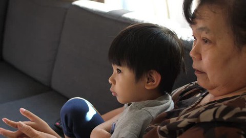 5 Kiểu người ảnh hưởng độc hại đến trẻ mà mẹ cần Nhận diện trong hành trình làm mẹ - Ảnh 1. 5 Kiểu người ảnh hưởng độc hại đến trẻ mà mẹ cần Nhận diện trong hành trình làm mẹ - Ảnh 1.