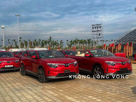 Cơ hội xem tận mắt bộ đôi VinFast VF 8 mui trần tại Hải Phòng: Thiết kế như xe thương mại, có 2 phiên bản - Ảnh 3.