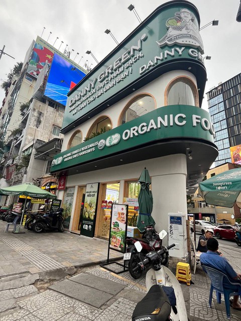 Mặt bằng cho thuê 700 triệu/ tháng hot bậc nhất TP.HCM, từng là "đại bản doanh" của Phúc Long, Soya Garden: Giờ về tay ai? - Ảnh 2. Mặt bằng cho thuê 700 triệu/ tháng hot bậc nhất TP.HCM, từng là "đại bản doanh" của Phúc Long, Soya Garden: Giờ về tay ai? - Ảnh 2.
