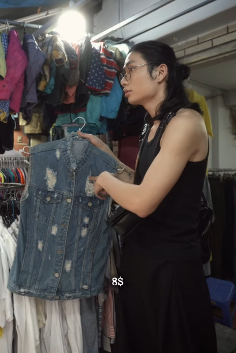 Chàng trai Phú Yên mượn quần áo của cả nhà để mặc lại theo cách không ngờ tới, trở thành hiện tượng Top 1 MXH Trung Quốc- Ảnh 19. Chàng trai Phú Yên mượn quần áo của cả nhà để mặc lại theo cách không ngờ tới, trở thành hiện tượng Top 1 MXH Trung Quốc- Ảnh 19.