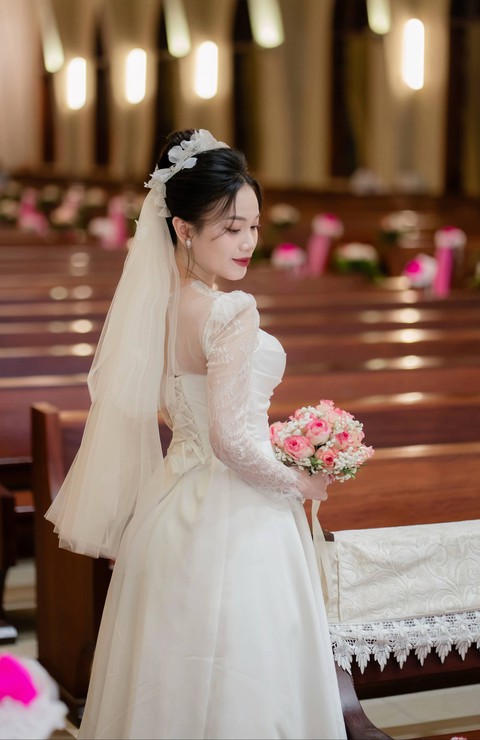 Ảnh nét căng trong đám cưới của Hồ Văn Cường- Ảnh 5. Ảnh nét căng trong đám cưới của Hồ Văn Cường- Ảnh 5.