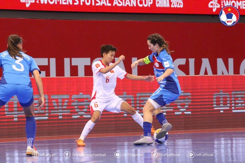 TRỰC TIẾP Việt Nam vs Nhật Bản: Tuyển Việt Nam tạo "địa chấn" để nuôi mộng World Cup? - Ảnh 4. TRỰC TIẾP Việt Nam vs Nhật Bản: Tuyển Việt Nam tạo "địa chấn" để nuôi mộng World Cup? - Ảnh 4.