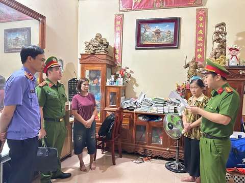 Bắt, khám xét khẩn cấp nơi ở của Lê Hoàng Thắng và Hoàng Hải Long - Ảnh 3.