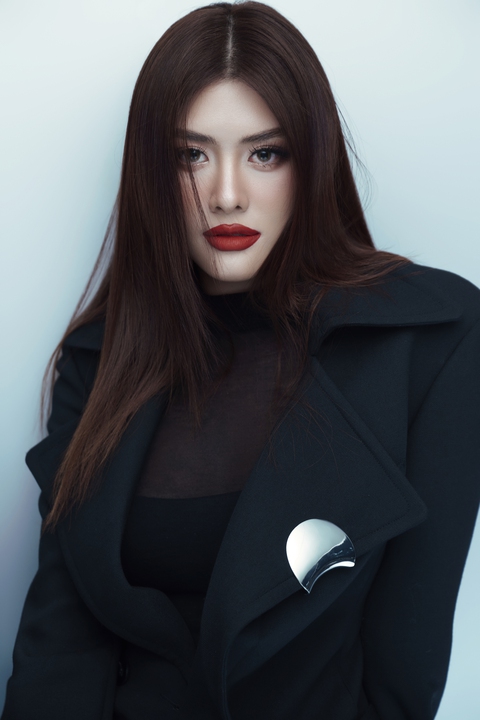 Thí sinh cao 1m80 của Miss Cosmo Việt Nam 2025 khoe body cực cháy - Ảnh 4. Thí sinh cao 1m80 của Miss Cosmo Việt Nam 2025 khoe body cực cháy - Ảnh 4.