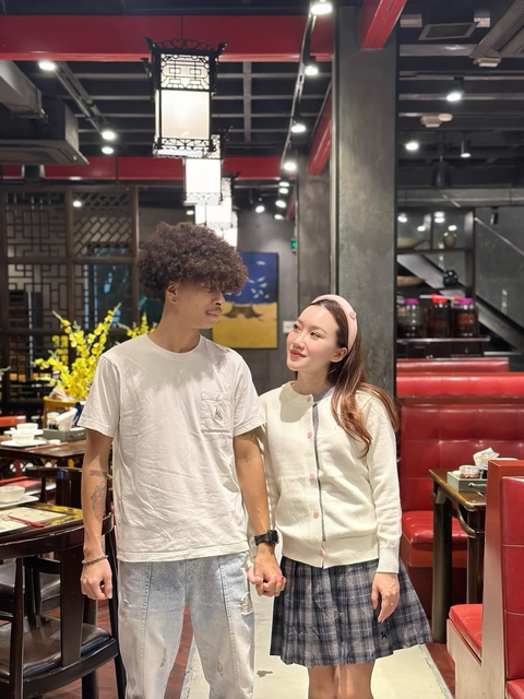 Đôi bạn ở Hà Nội bất ngờ trở thành con dâu và bố chồng, tiết lộ cách xưng hô độc lạ - Ảnh 7. Đôi bạn ở Hà Nội bất ngờ trở thành con dâu và bố chồng, tiết lộ cách xưng hô độc lạ - Ảnh 7.