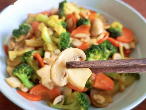 3 loại rau cực bổ phổi: Nấu và ăn luân phiên 1 lần/tuần khi trời lạnh giúp dưỡng ẩm và giải độc cho phổi- Ảnh 14.