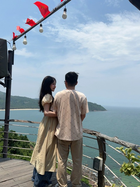 Streamer Nắng 27 tuổi mắc ung thư 2 lần, chàng IT vẫn kiên trì tỏ tình 9 lần: 