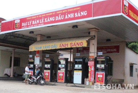 Cây xăng nơi xảy ra vụ nổ súng cướp tiền Cây xăng nơi xảy ra vụ nổ súng cướp tiền