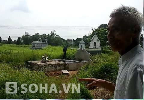 Chúng tôi gặp bác Nguyễn Văn Nho – người trưởng nhóm của 30 người Thiện nguyện, hàng ngày ngoài công việc chăm lo cuộc sống đời thường, họ dành dụm thời gian để ghé thăm, bỏ công sức, tiền của, chăm sóc và lo các nghi thức cuối cùng để các em được an nghỉ. Chúng tôi gặp bác Nguyễn Văn Nho – người trưởng nhóm của 30 người Thiện nguyện, hàng ngày ngoài công việc chăm lo cuộc sống đời thường, họ dành dụm thời gian để ghé thăm, bỏ công sức, tiền của, chăm sóc và lo các nghi thức cuối cùng để các em được an nghỉ.