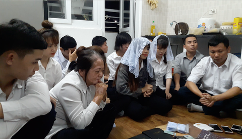 Bắt giữ nhóm Hội Thánh Đức Chúa trời tại Nghệ An có nhiều nữ sinh tham gia - Ảnh 3. Bắt giữ nhóm Hội Thánh Đức Chúa trời tại Nghệ An có nhiều nữ sinh tham gia - Ảnh 3.