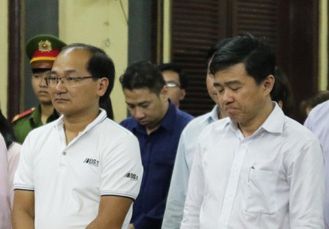 Dàn lãnh đạo Navibank kêu oan, Huỳnh Thị Huyền Như lại ra tòa - Ảnh 2. Dàn lãnh đạo Navibank kêu oan, Huỳnh Thị Huyền Như lại ra tòa - Ảnh 2.