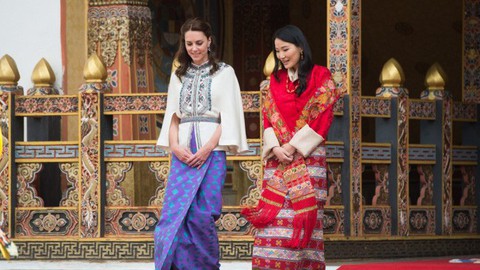 Hoàng hậu Bhutan được mệnh danh là Công nương Kate của châu Á với những điểm giống nhau ngỡ ngàng giữa hai nàng dâu hoàng gia - Ảnh 1. Hoàng hậu Bhutan được mệnh danh là Công nương Kate của châu Á với những điểm giống nhau ngỡ ngàng giữa hai nàng dâu hoàng gia - Ảnh 1.