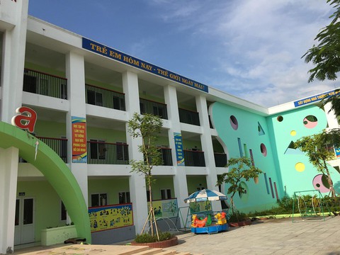 Hiệu trưởng bảo phụ huynh hơi thừa khi báo tin con gãy chân bị giáo viên cùng trường tố gian dối - Ảnh 2. Hiệu trưởng bảo phụ huynh hơi thừa khi báo tin con gãy chân bị giáo viên cùng trường tố gian dối - Ảnh 2.