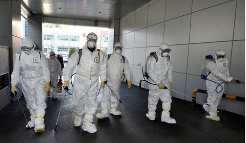SCMP: Rộ tin tín đồ Shincheonji trà trộn vào nhà thờ chính thống để lây COVID-19, dư luận Hàn Quốc phẫn nộ - Ảnh 2. SCMP: Rộ tin tín đồ Shincheonji trà trộn vào nhà thờ chính thống để lây COVID-19, dư luận Hàn Quốc phẫn nộ - Ảnh 2.