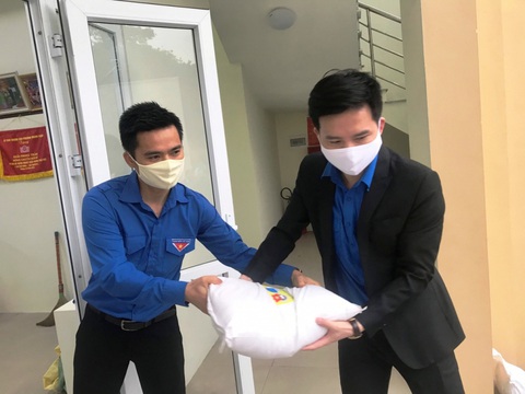 Quận đoàn Bắc Từ Liêm: Chăm lo bảo vệ - không để thanh thiếu nhi nào bị bỏ lại phía sau - Ảnh 1. Quận đoàn Bắc Từ Liêm: Chăm lo bảo vệ - không để thanh thiếu nhi nào bị bỏ lại phía sau - Ảnh 1.