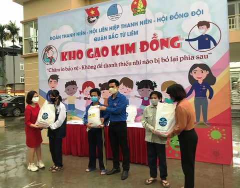 Quận đoàn Bắc Từ Liêm: Chăm lo bảo vệ - không để thanh thiếu nhi nào bị bỏ lại phía sau - Ảnh 2. Quận đoàn Bắc Từ Liêm: Chăm lo bảo vệ - không để thanh thiếu nhi nào bị bỏ lại phía sau - Ảnh 2.