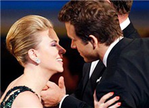 Vợ chồng Scarlett Johansson tổ chức tiệc ly hôn