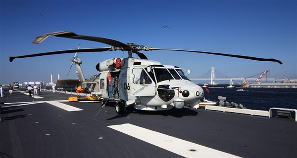 
	Trực thăng MCH-101 có khả năng rà phá ngư lôi và săn ngầm.