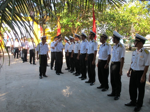 Đoàn Cảnh sát biển được đón tiếp với nghi thức trang nghiêm