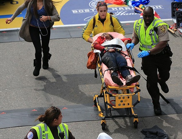 Mỹ: 'Rộ" đồn đoán về những kẻ tình nghi đánh bom kép đường chạy