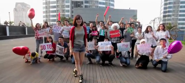 
	Trang Tooc làm clip ca nhạc để tỏ tình với người bạn cùng lớp (ảnh cắt từ clip)