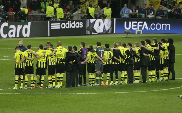 Giọt nước mắt đau khổ của kẻ bại trận Dortmund
