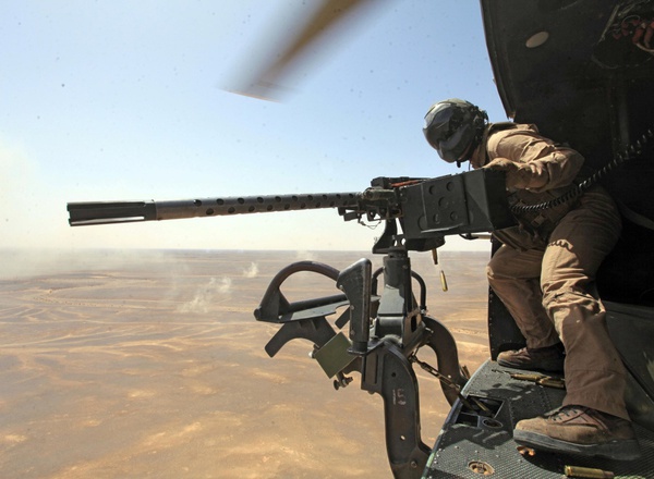 Cận cảnh "hổ mang chúa" AH-1 Cobra của Không quân Mỹ