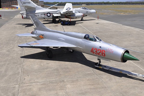 Rất nhiều chiếc trong phi đội MiG-21 của Triều Tiên đã bị hư hỏng và thiếu bộ phận nhưng không được thay thế.