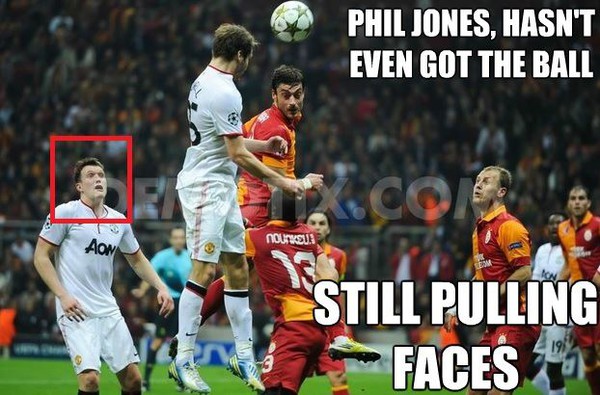 
	Vẫn khuôn mặt của Phil Jones